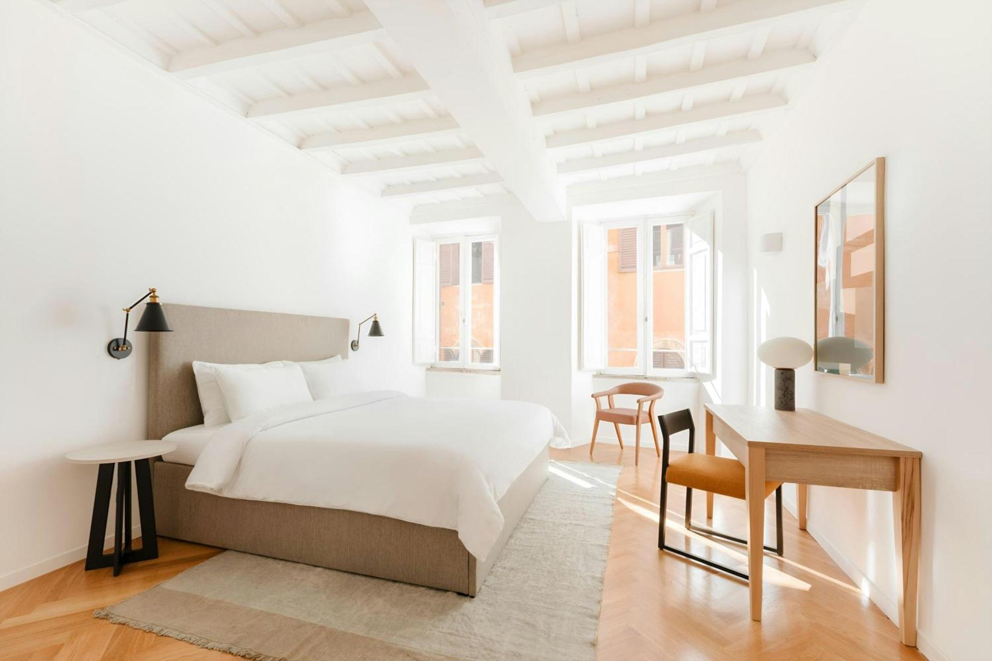Sonder By Marriott Bonvoy Palazzo Taverna Piazza Navona Rome